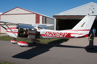 N2062Y @ KANE - Pre-flight checks - by alanh