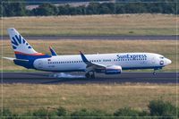 TC-SNL @ EDDR - Boeing 737-86N - by Jerzy Maciaszek