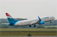F-HJUL @ EDDR - Boeing 737-8Q8 - by Jerzy Maciaszek