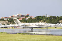N880ET @ TNCM - N880ET