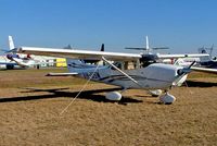 VH-USM @ YMAV - Cessna 172S Skyhawk [172S-10291] Avalon~VH 22/03/2007 - by Ray Barber