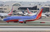 N468WN @ KLAX - Boeing 737-700 - by Mark Pasqualino