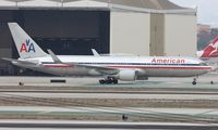 N359AA @ KLAX - Boeing 767-300 - by Mark Pasqualino