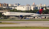 N1402A @ FLL - Delta 767-300 - by Florida Metal