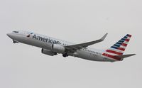 N975AN @ KLAX - Boeing 737-800 - by Mark Pasqualino