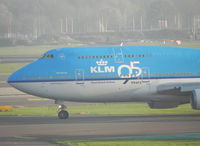 PH-BFR @ EHAM - Spcl logo KLM 95  - by Henk Geerlings