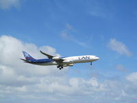 CC-CQC @ NZAA - on finals to nzaa - by magnaman