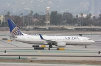 N33209 @ KLAX - Boeing 737-800