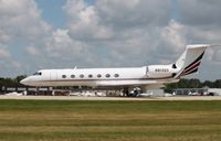 N813QS @ KOSH - Gulfstream GV-SP
