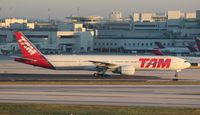 PT-MUA @ MIA - TAM 777-300 - by Florida Metal