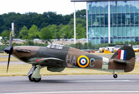 G-HURI @ EGLF - Displaying at FIA 2010. - by kenvidkid