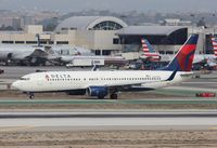 N379DA @ KLAX - Boeing 737-800 - by Mark Pasqualino