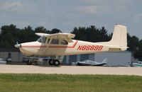 N8689B @ KOSH - Cessna 172 - by Mark Pasqualino
