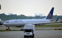 N75428 @ KORD - Taxi O'Hare - by Ronald Barker