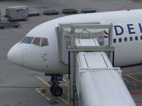 N1200K @ EHAM - Delta from and to Int'l Newark Liberty Airport - by Jean Goubet-FRENCHSKY