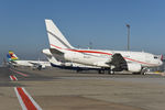 OE-LUX @ LOWW - Airbus 318