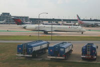 N978DL @ KORD - Taxiing to runway