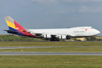 HL7420 @ LOWW - Asiana Boeing 747-400 - by Dietmar Schreiber - VAP