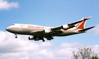 VT-ESO @ EGLL - Boeing 747-437 [27165] (Air India) Heathrow~G 11/04/1999. On finals 27L.