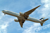 B-KQO @ EGLL - Boeing 777-367ER [41757] (Cathay Pacific Airways) Home~G 09/08/2014. On approach 27R. - by Ray Barber