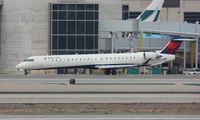 N170PQ @ KLAX - CL600-2D24