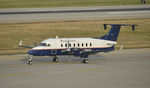 N184UX @ KMSP - Taxiing for departure at MSP - by Todd Royer