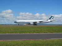 B-HXC @ NZAA - photo from nice little empty car park near taxyway - by magnaman