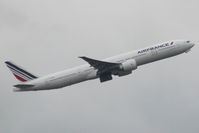 F-GSQF @ LFPG - Take off - by micka2b