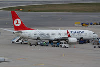 TC-JGY @ LOWW - Turkish Airlines Boeing 737
