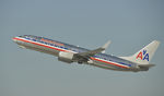 N913NN @ KLAX - Departing LAX on 25R - by Todd Royer