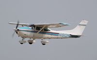 N1910M @ KOSH - Cessna 182P