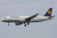 D-AIZK @ LEBL - Landing - by micka2b