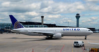 N649UA @ KORD - Taxi O'Hare - by Ronald Barker