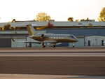 N721FF @ KSMO - N721FF taxiing - by Torsten Hoff
