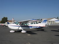 N737GP @ SZP - 1977 Cessna SKYHAWK, Lycoming O-320-H2AD 160 Hp - by Doug Robertson