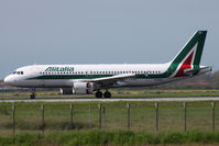 EI-DSD @ LIRF - Landing - by micka2b