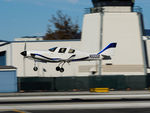 N800DB @ KSMO - N800DB arriving on RWY 21 - by Torsten Hoff