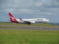 VH-VZP @ NZAA - non-local based Qantas 737 - by magnaman