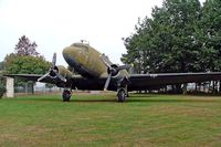 N1350M @ EDDF - Douglas DC-3C-47B-10-DK [14897/26342] Frankfurt~D 10/09/2005