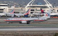 N914NN @ KLAX - Boeing 737-800 - by Mark Pasqualino