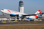 OE-LAW @ VIE - Austrian Airlines - by Chris Jilli