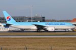 HL8285 @ VIE - Korean Air Cargo - by Chris Jilli