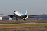 HL8285 @ VIE - Korean Air Cargo - by Chris Jilli