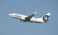 N609AS @ KLAX - Boeing 737-700 - by Mark Pasqualino
