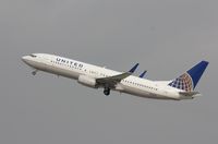 N26215 @ KLAX - Boeing 737-800