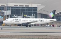 XA-VON @ KLAX - Airbus A320 - by Mark Pasqualino
