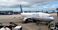 N77510 @ KORD - Gate B8 O'Hare - by Ronald Barker