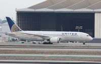 N27901 @ KLAX - Boeing 787-8 - by Mark Pasqualino
