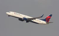 N3736C @ KLAX - Boeing 737-800 - by Mark Pasqualino