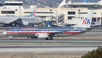 N882NN @ KLAX - Boeing 737-800 - by Mark Pasqualino